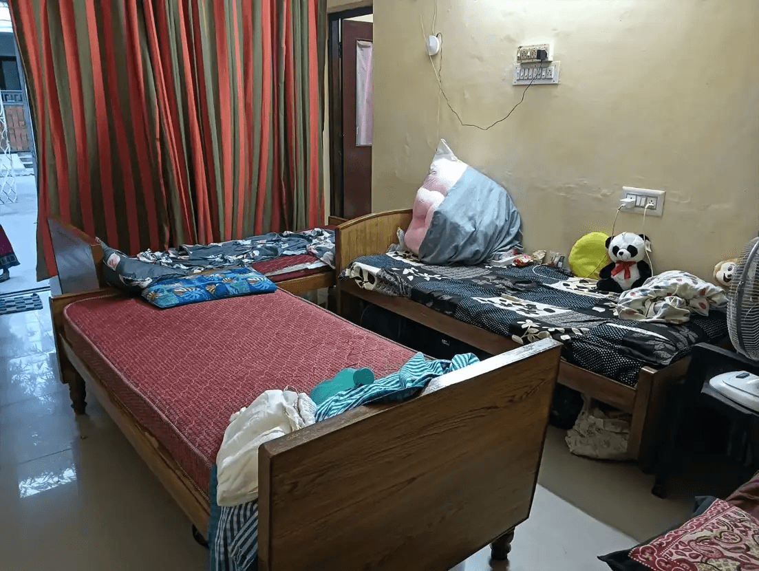 Geetham Womens Hostel – Twin Sharing